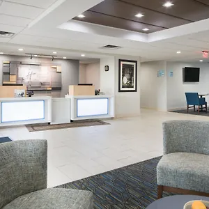 Express Northeast By Ihg 2*, Louisville United States