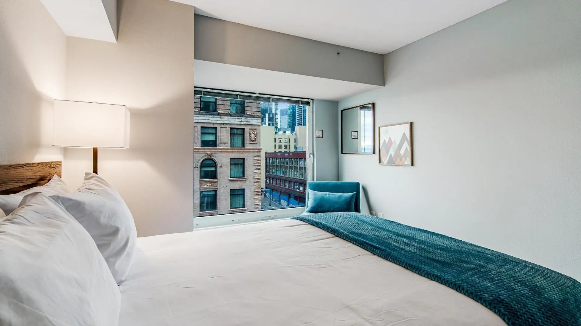 Newmark Tower Seattle Apartment