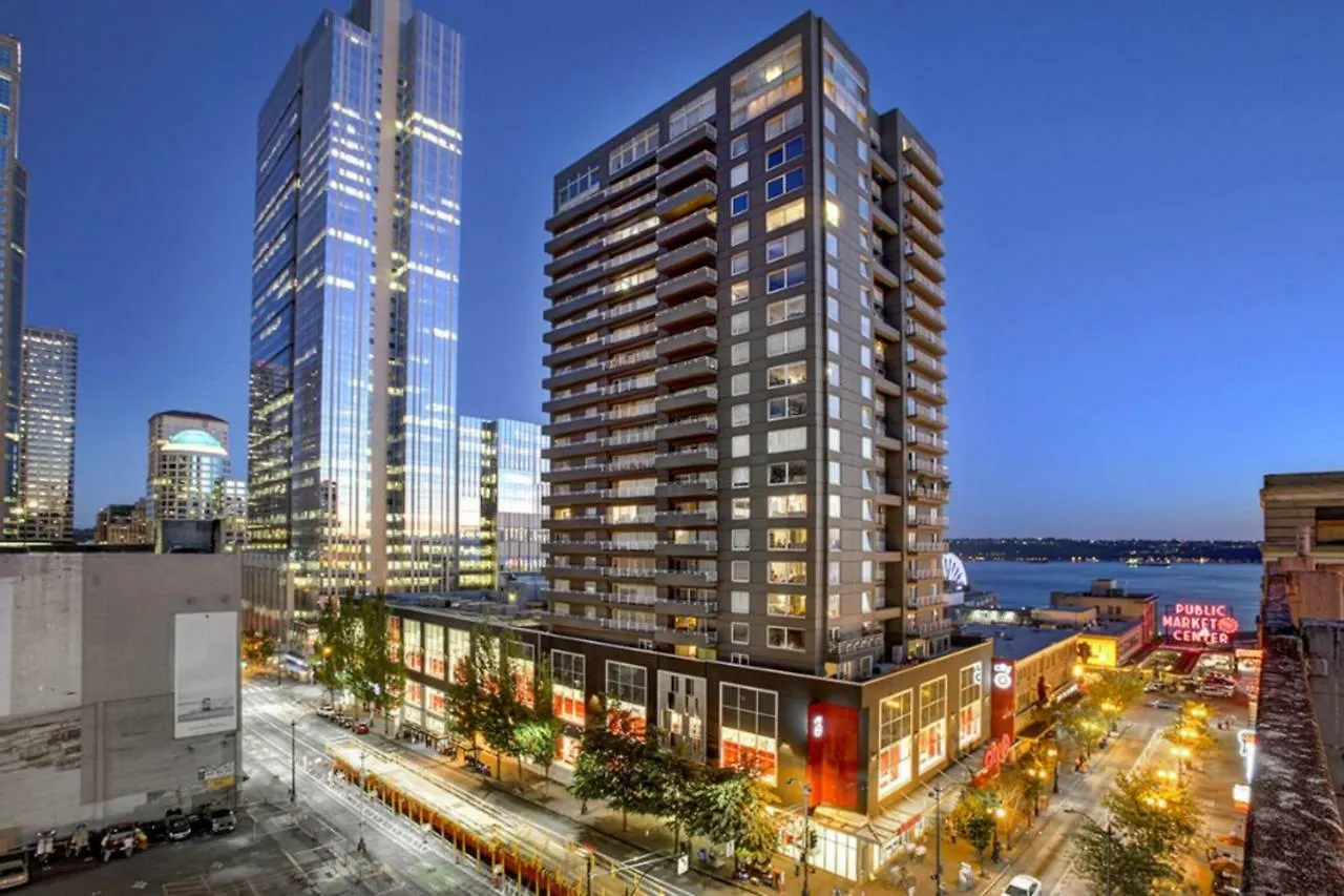 Apartment Newmark Tower Seattle